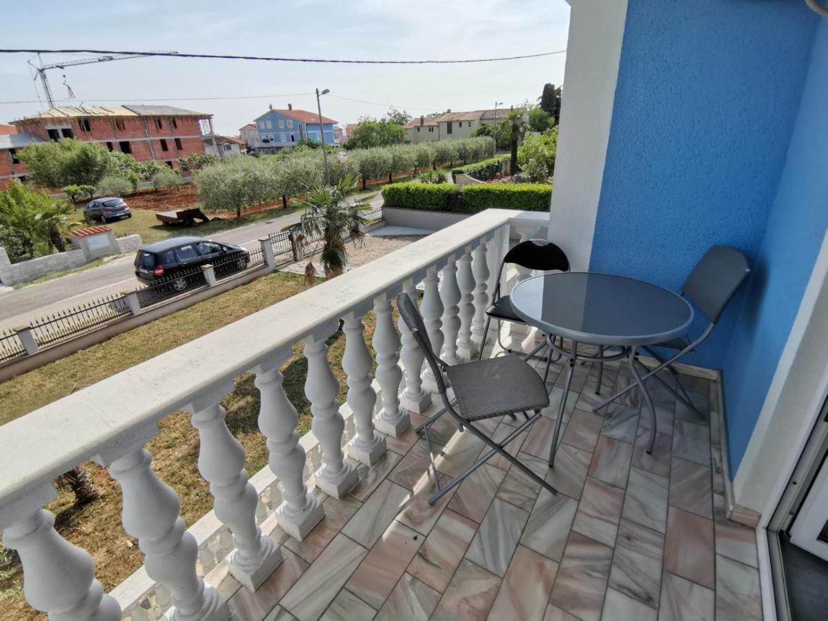 Apartments Toni Porec Esterno foto
