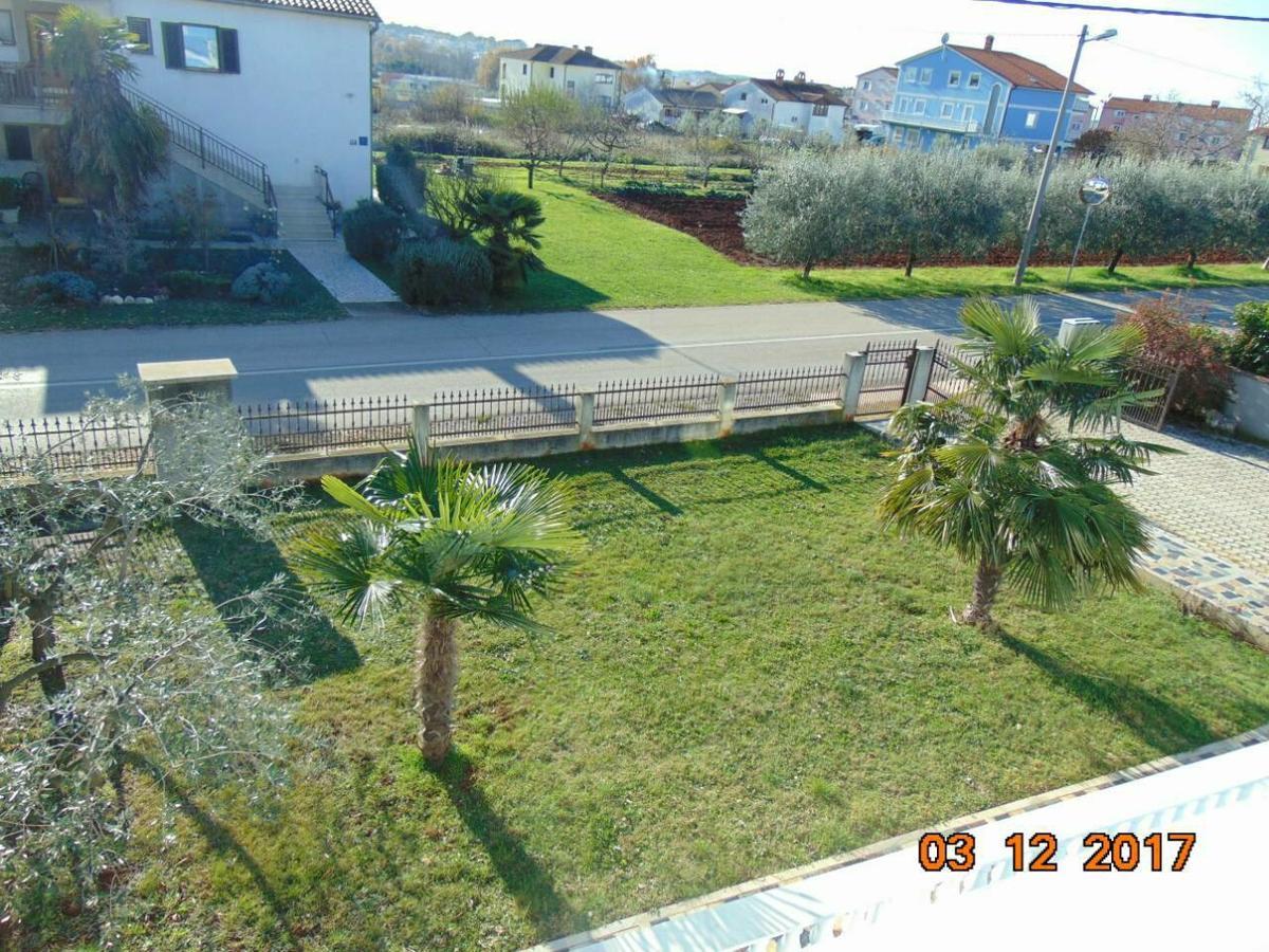Apartments Toni Porec Esterno foto